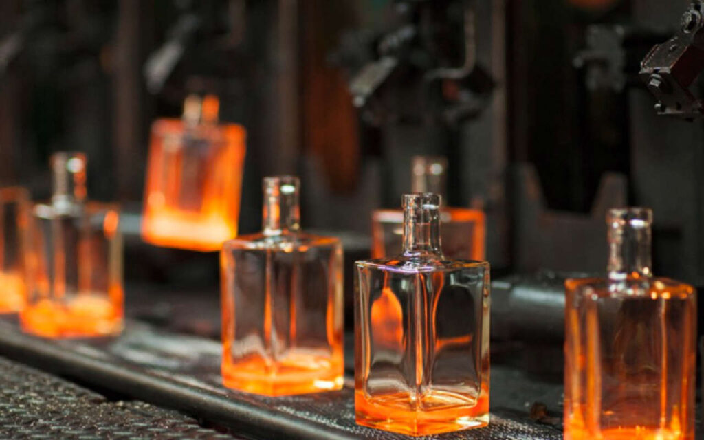 qlt glass bottle factory